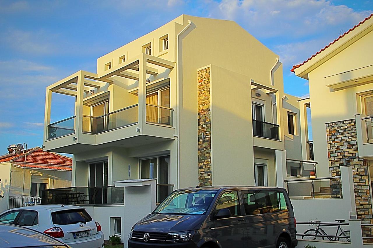Sky Rays Luxury Apartments Nikiti  Ngoại thất bức ảnh