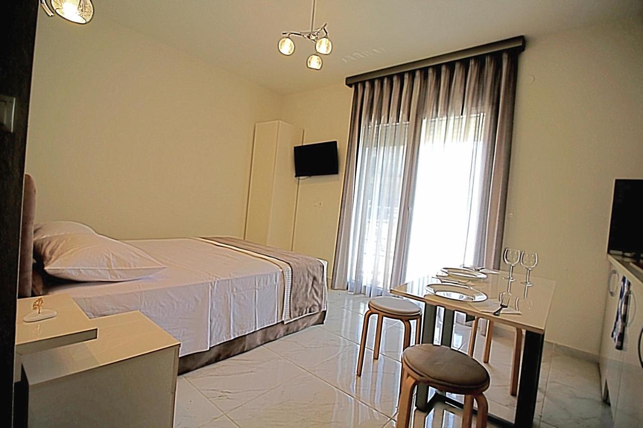 Sky Rays Luxury Apartments Nikiti  Ngoại thất bức ảnh