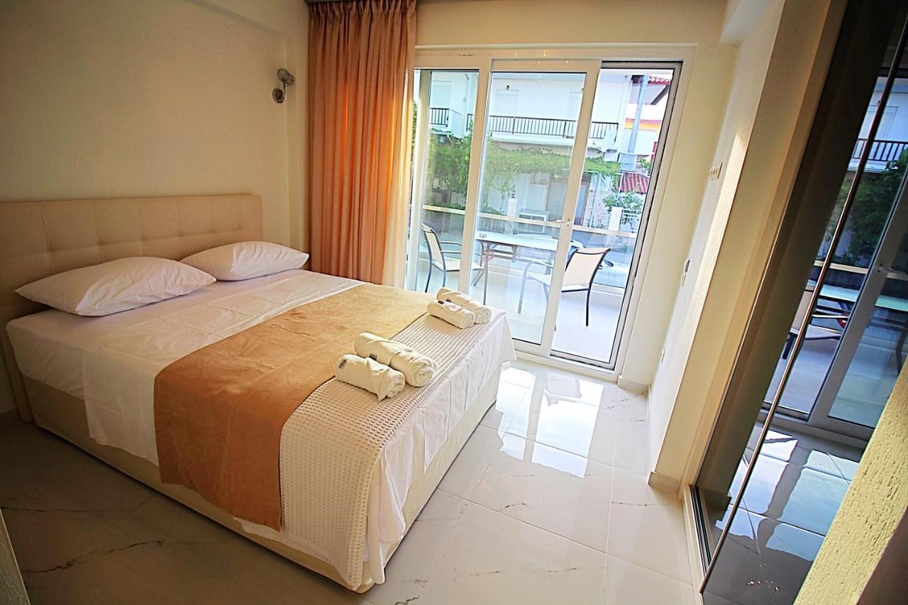 Sky Rays Luxury Apartments Nikiti  Ngoại thất bức ảnh