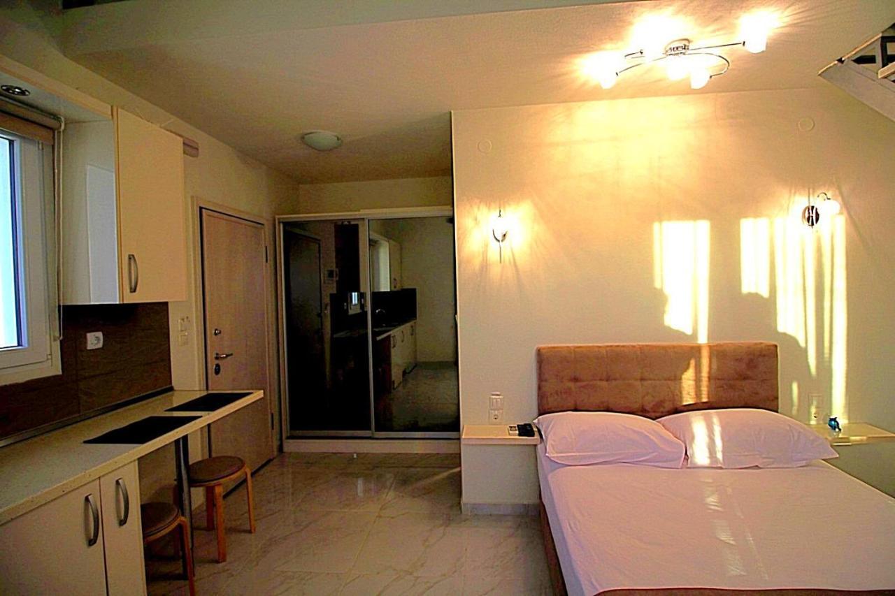 Sky Rays Luxury Apartments Nikiti  Ngoại thất bức ảnh