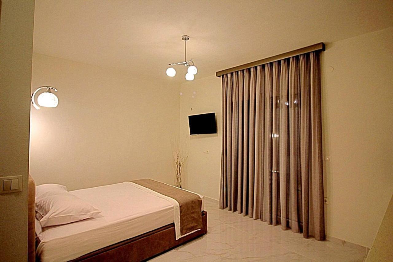Sky Rays Luxury Apartments Nikiti  Ngoại thất bức ảnh