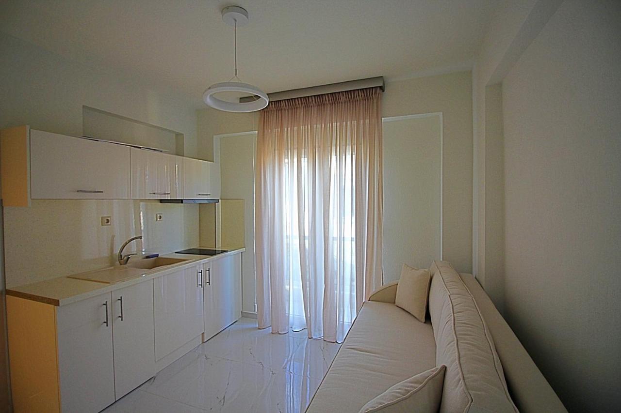 Sky Rays Luxury Apartments Nikiti  Ngoại thất bức ảnh