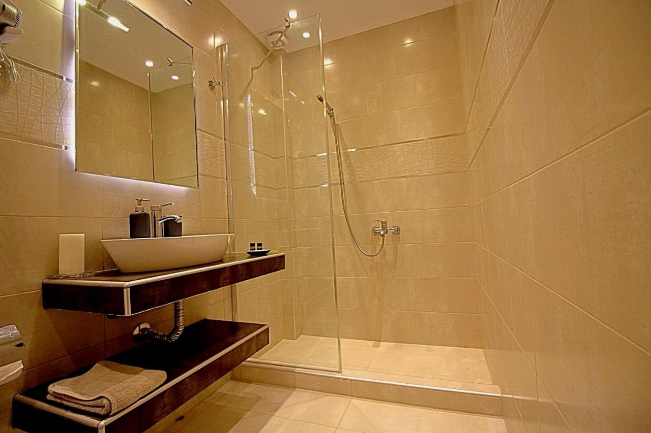 Sky Rays Luxury Apartments Nikiti  Ngoại thất bức ảnh