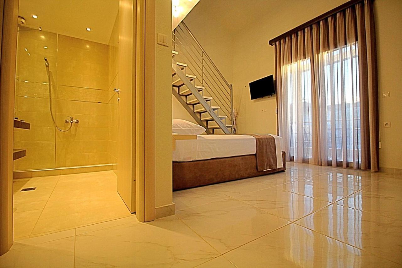 Sky Rays Luxury Apartments Nikiti  Ngoại thất bức ảnh