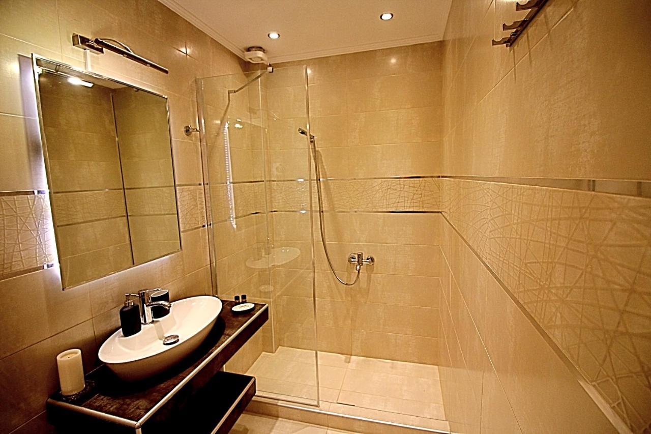 Sky Rays Luxury Apartments Nikiti  Ngoại thất bức ảnh